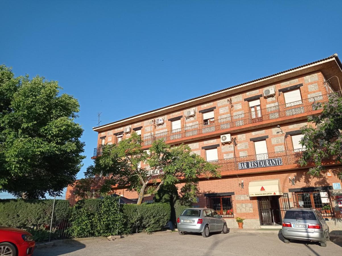Hostal Gran Capitan Bargas Exteriör bild